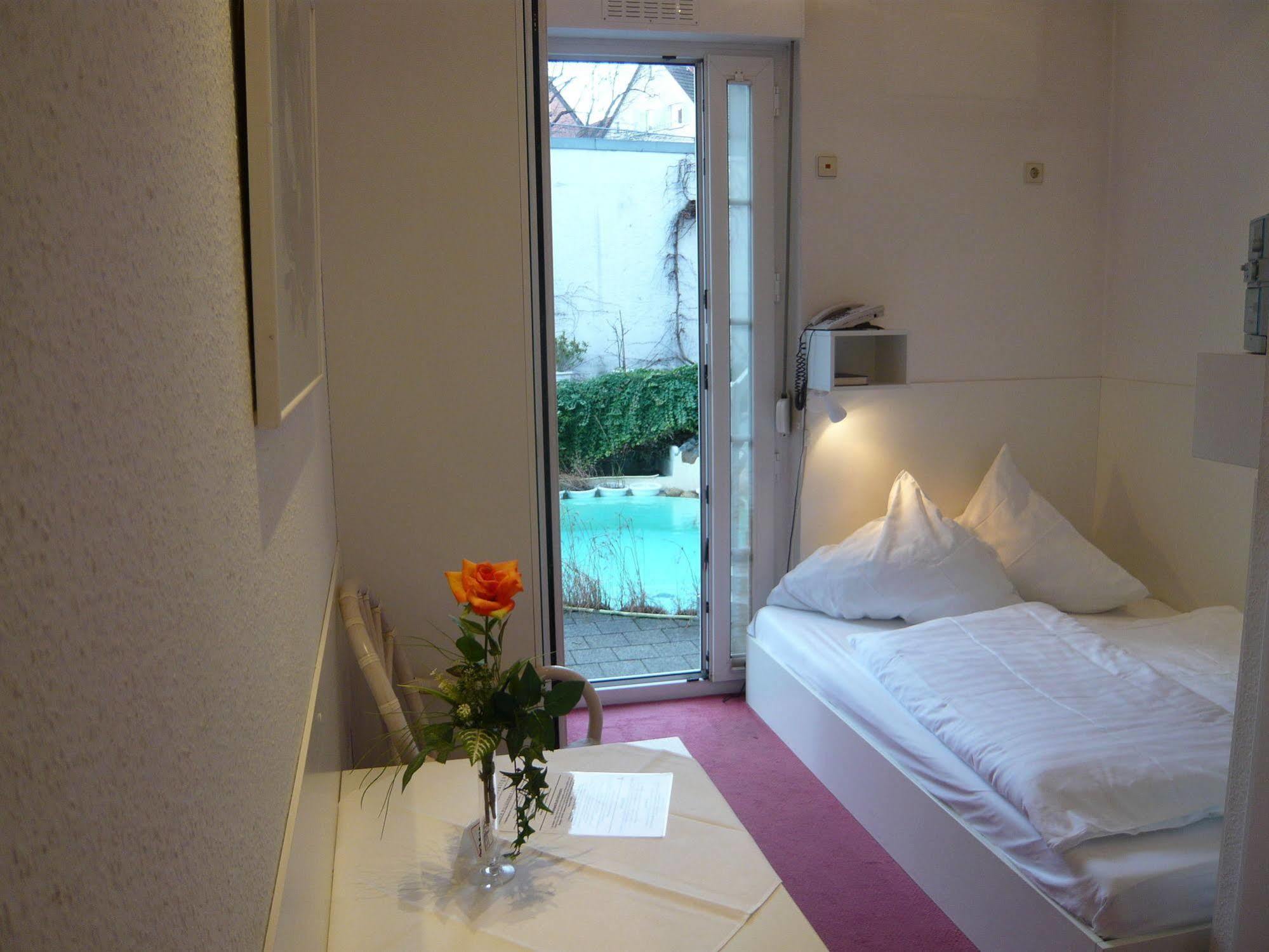 Relax Hotel & Spa Stuttgart Zewnętrze zdjęcie